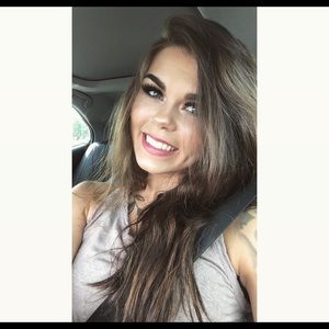 Meet your Posher, Kyla